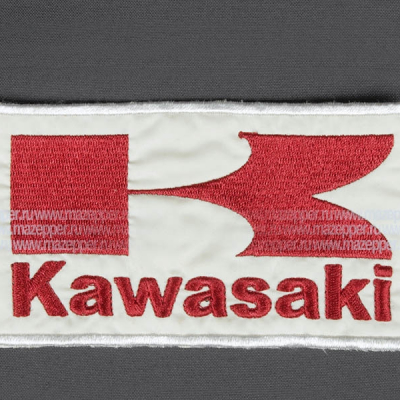 Нашивка "KAWASAKI" 140х75 мм. (белый, красный) Mazepper