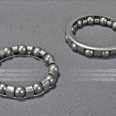 Подшипник 876907 (28,5х40,5х7,3 мм.) задней втулки велосипеда (12 шар.) Mazepper