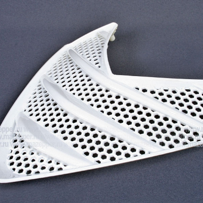 Решётка вентиляционная "Leike" (LK125T-26, LK50QT-17E) переднего обтекателя (белая) Mazepper