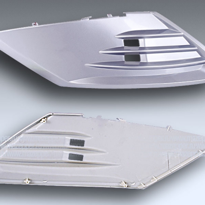 Решётка вентиляционная "Leike" (LK150T-7H) заднего обтекателя (светло-серая) правая Mazepper