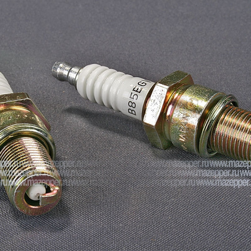 Свеча зажигания "NGK" B85EGV         (14 х 19 мм.) Mazepper