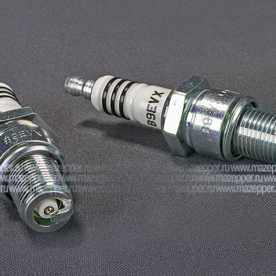 Свеча зажигания "NGK" B9EVX           (14 х 19 мм.) Platinum Mazepper