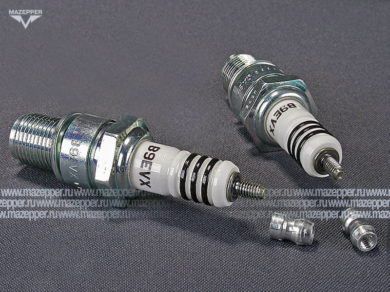 Свеча зажигания "NGK" B9EVX           (14 х 19 мм.) Platinum Mazepper