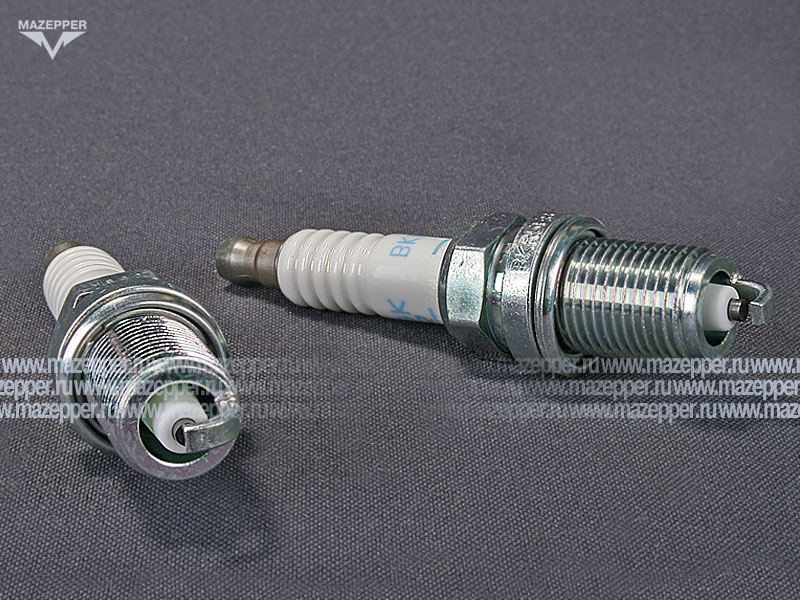 Свеча зажигания "NGK" BKR5ES-11   (14 х 19 мм.) Mazepper