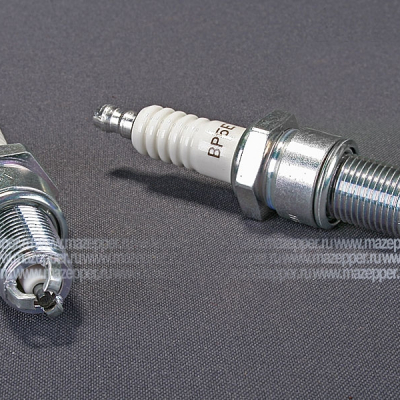 Свеча зажигания "NGK" BP5ET         (14 х 19 мм.) (3 электрода массы) Mazepper