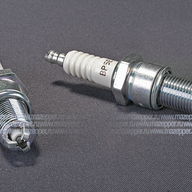 Свеча зажигания "NGK" BP5ET         (14 х 19 мм.) (3 электрода массы) Mazepper