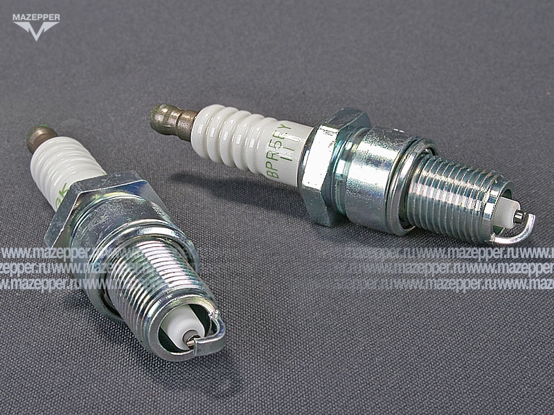 Свеча зажигания "NGK" BPR5EY-11   (14 х 19 мм.) Mazepper