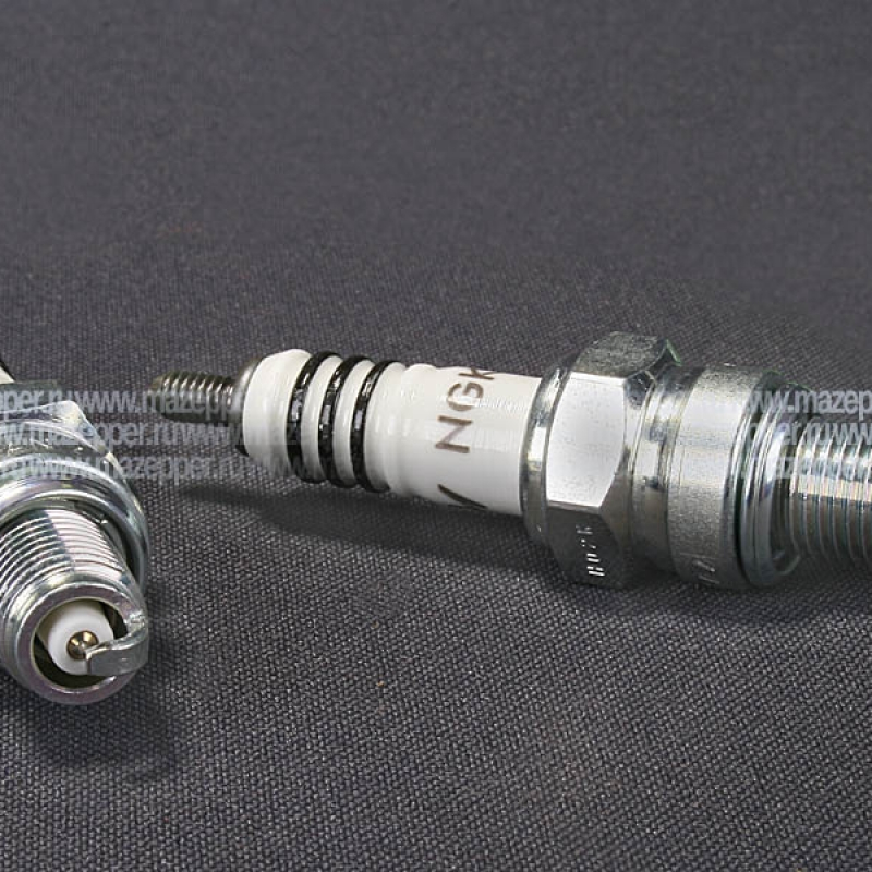 Свеча зажигания "NGK" CR7HIX          (10 х  12,7 мм.) Iridium Mazepper