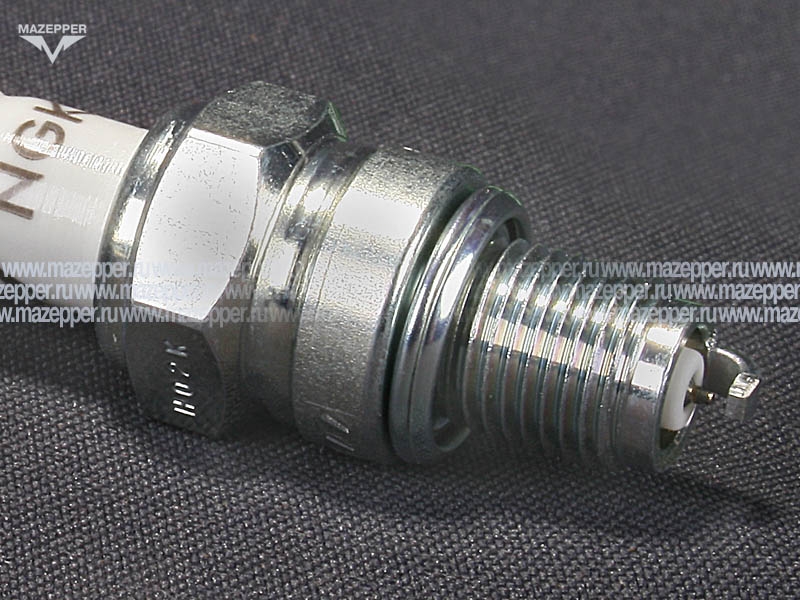 Свеча зажигания "NGK" CR7HIX          (10 х  12,7 мм.) Iridium Mazepper