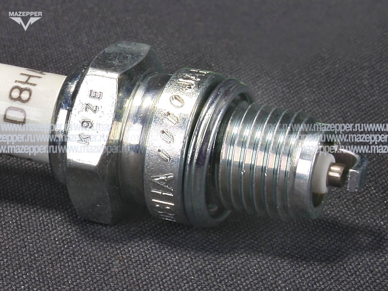 Свеча зажигания "NGK" D8HA             (12 х  12,7 мм.) Mazepper