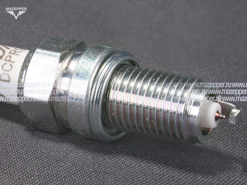 Свеча зажигания "NGK" DCPR9EIX     (12 х  19 мм.) Mazepper