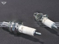 Свеча зажигания "NGK" DP7EA-9        (12 х  19 мм.) Mazepper
