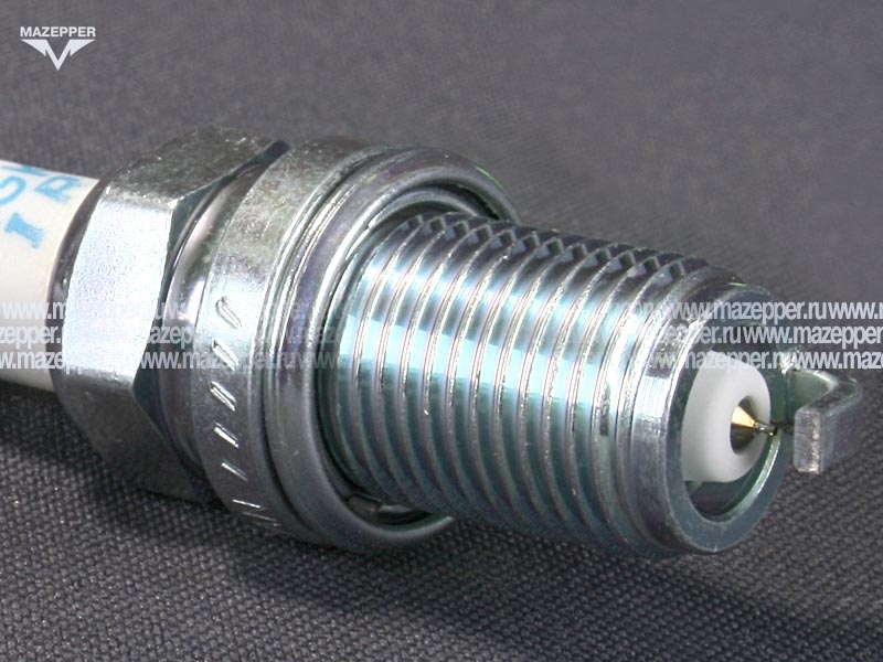 Свеча зажигания "NGK" FR9BI-11         (14 х  19 мм.) Iridium Mazepper