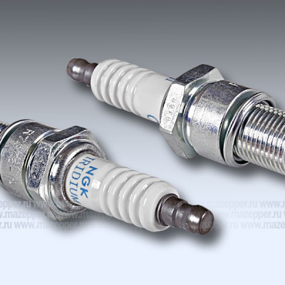 Свеча зажигания "NGK" R7376-10        (14 х  19 мм.) Racing Competition Mazepper