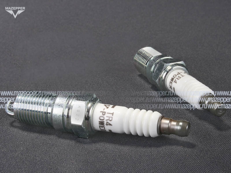 Свеча зажигания "NGK" TR4                (14 х 17,5 мм.) Mazepper