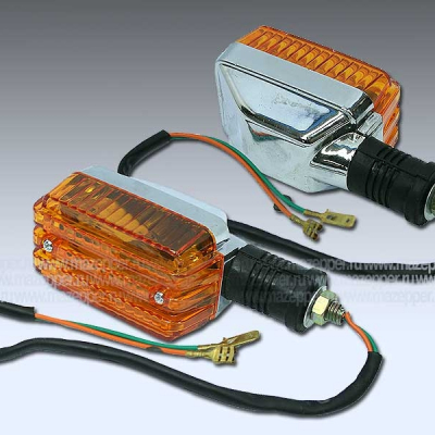 Фонарь указателя поворота универсальный "BF-17" (прямоугольный, стойка резиновая, хром. покр.) Китай Mazepper