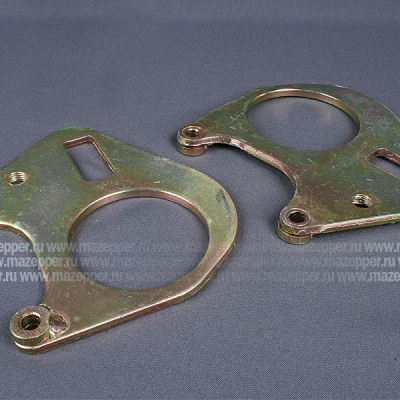 Кронштейн "Bashan" BS200S-7A крепления суппорта заднего тормоза Mazepper